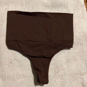 Skims Core Control Thong